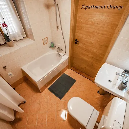 شقة Istrian Stone House With Big Garden *