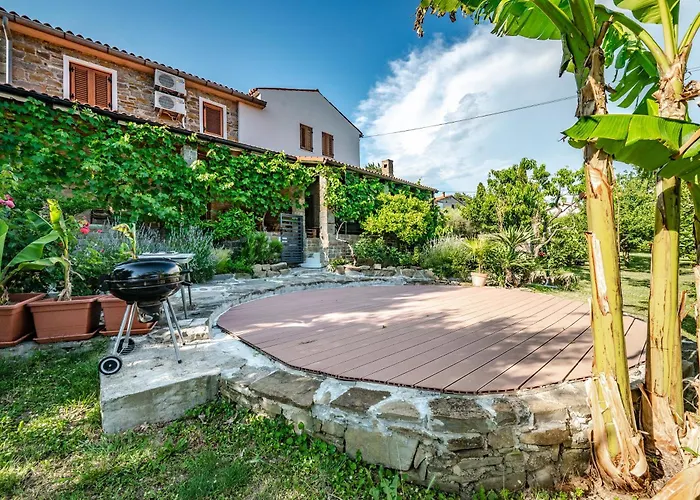 Istrian Stone House With Big Garden *