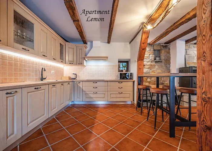 Istrian Stone House With Big Garden