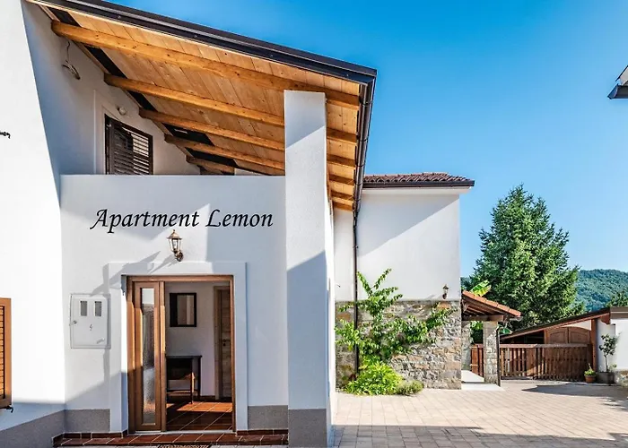 Istrian Stone House With Big Garden Marezige