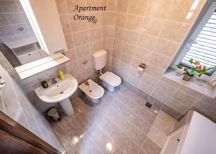 Istrian Stone House With Big Garden דירה מארזיגה